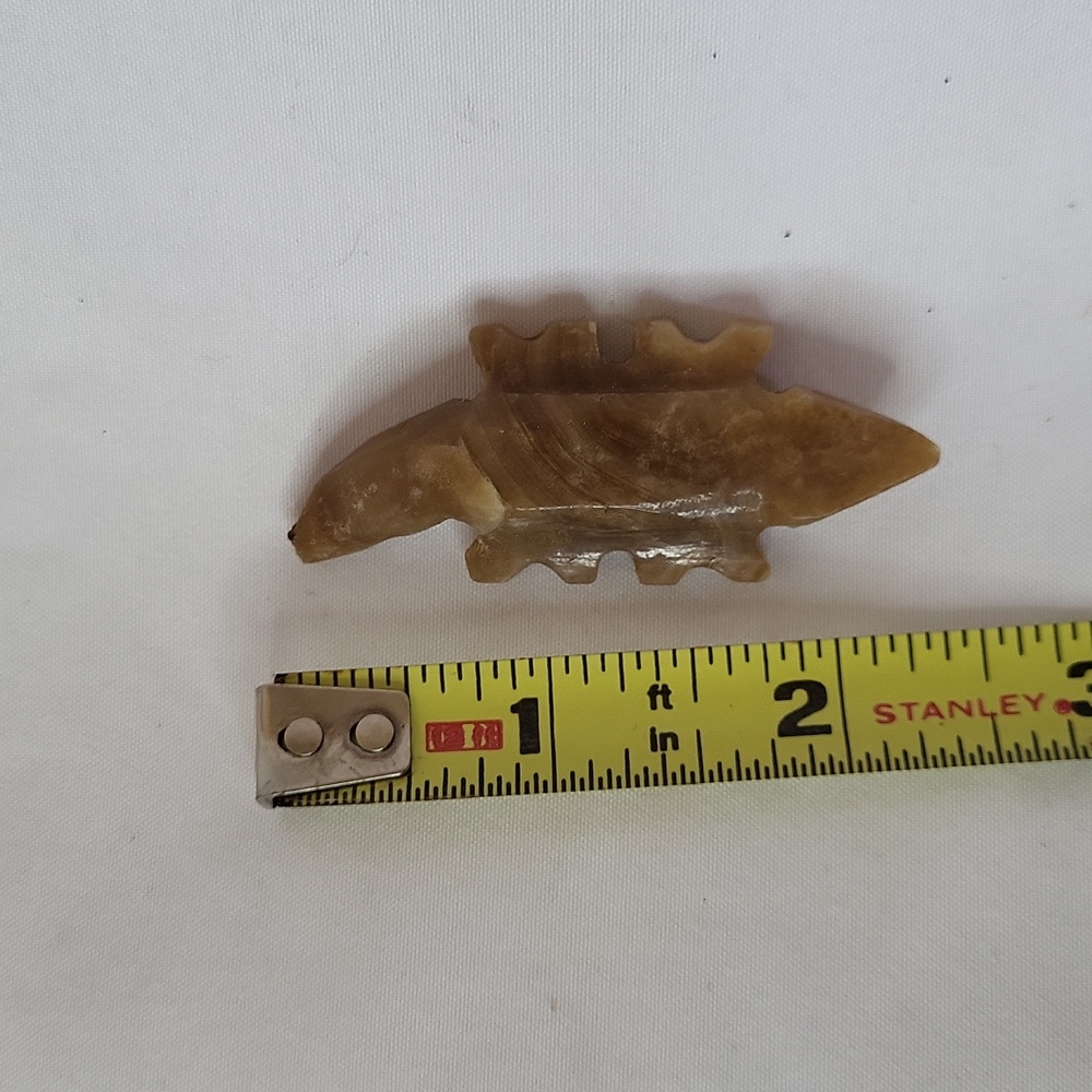Lizard Hand carved Alabaster Marble soapstone?  Figure 2.5"